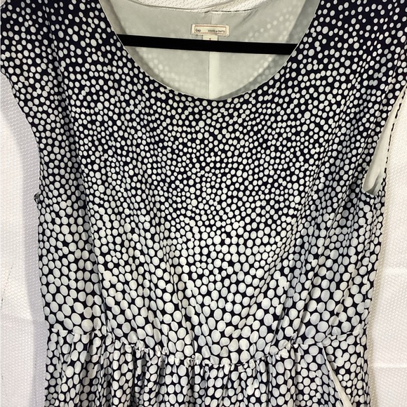 GAP dress, size small. - Picture 2 of 5